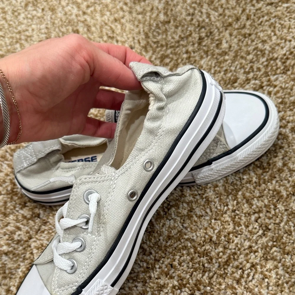 Women’s Converse Cream and White Canvas Pull On Sneakers - Picture 3 of 4